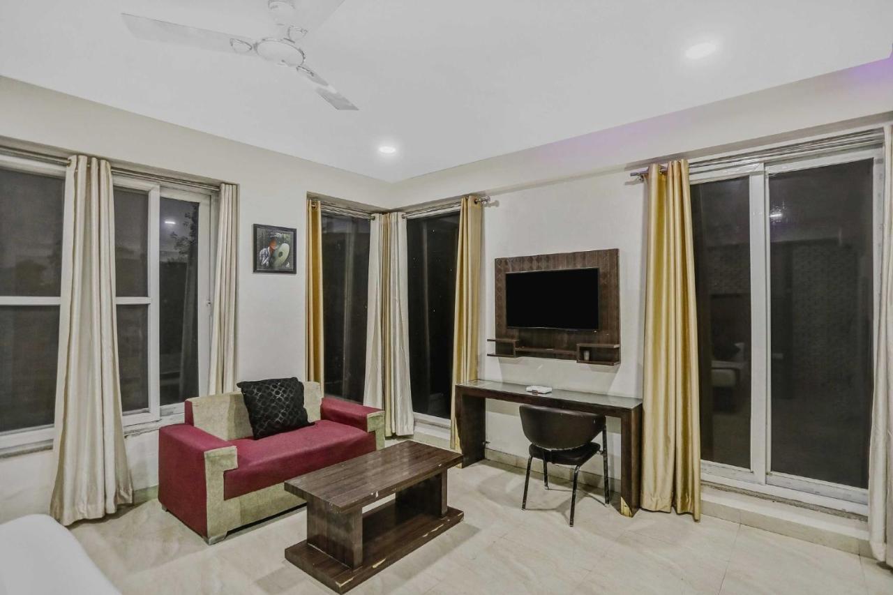 Townhouse 22956 Hotel Grand Residency Delhi  Exterior photo