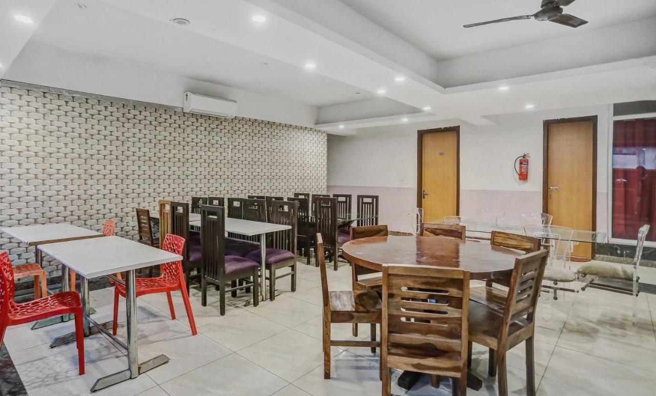 Townhouse 22956 Hotel Grand Residency Delhi  Exterior photo